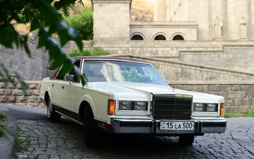 Retro Cars Yerevan