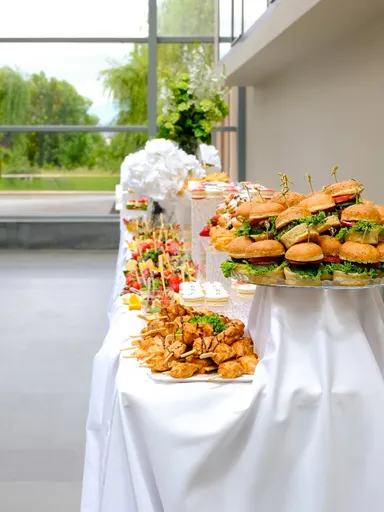 Ari Catering