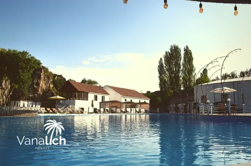 Vana Lich Resort