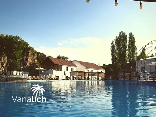 Vana Lich Resort