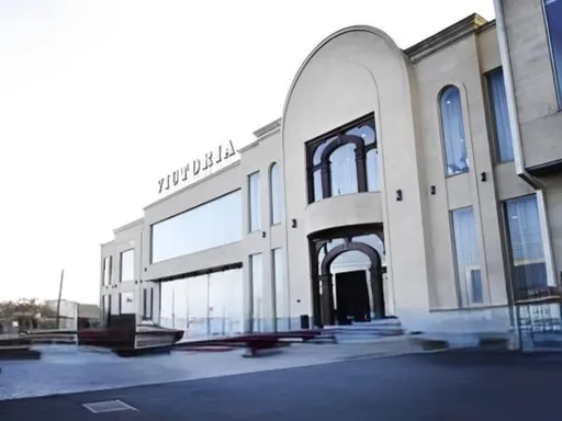 Victoria Hall
