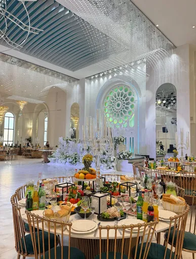Voske Tsiran Premium Hall