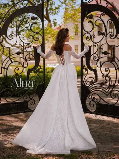 Alma Wedding Dress