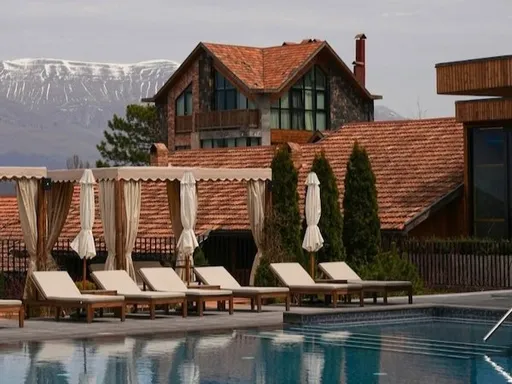 Dilijani Tun Hotel