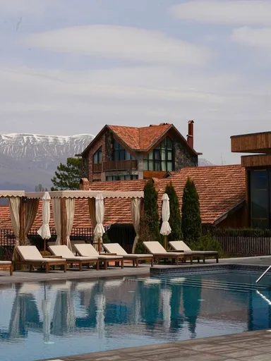Dilijani Tun Hotel